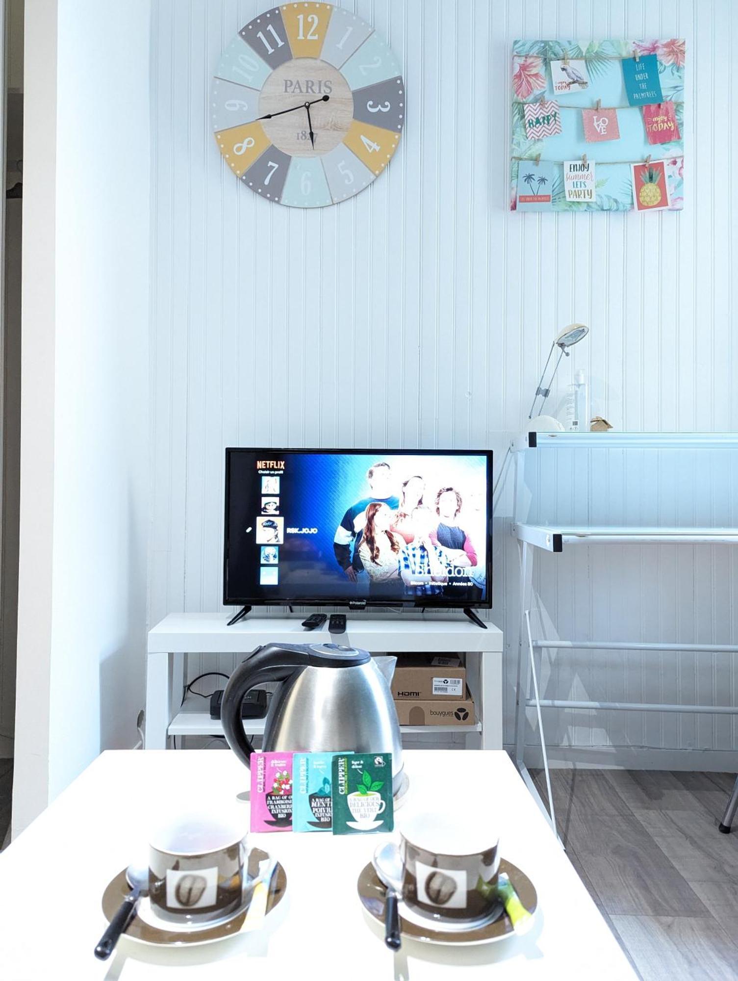 Studio Simplicien *Cosy* Plein Centre Ville De Poitiers *Tv* Wifi *Cafe* المظهر الخارجي الصورة